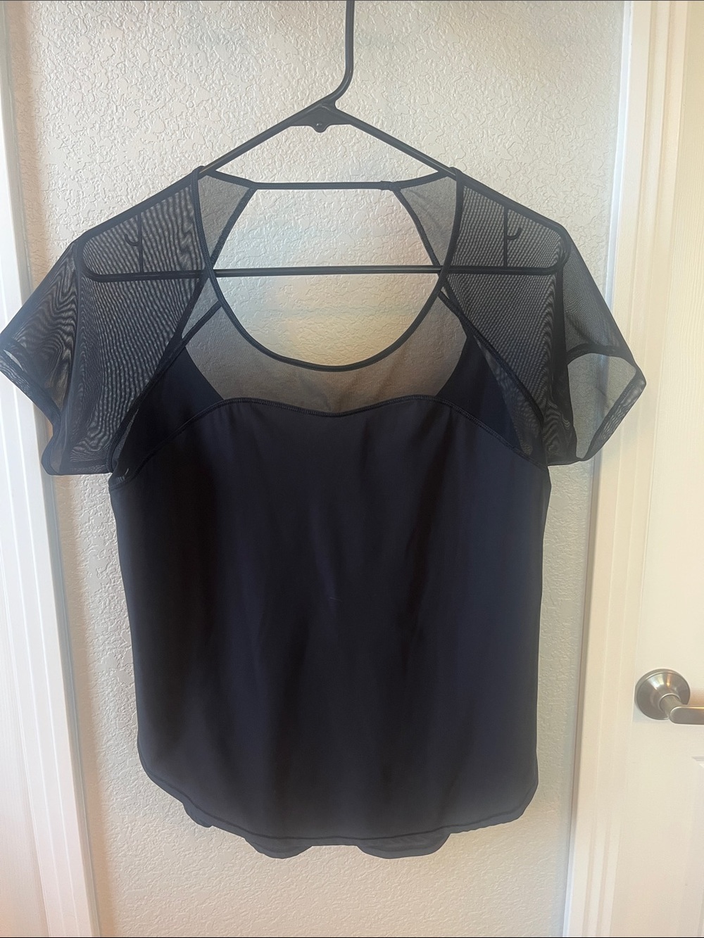 LULULEMON Black Mesh Sleeve Top, 4